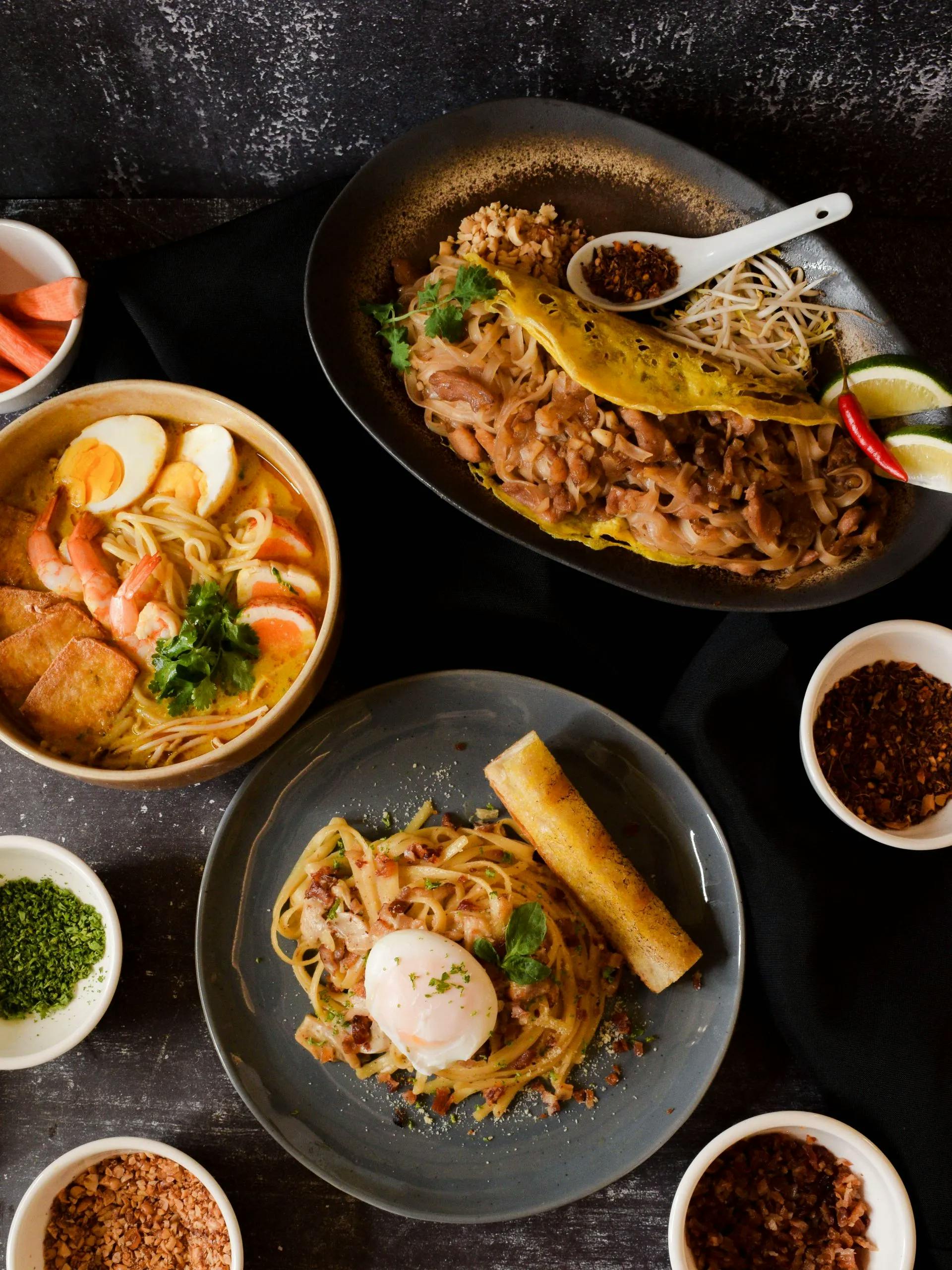 Mento’s Pad Thai and Seafood Laksha